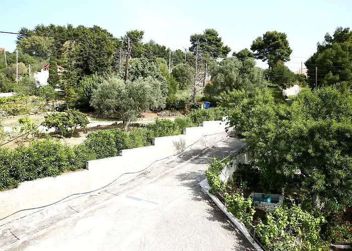 Kappatos & アパート ラッシ